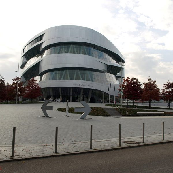 Visita al Museo Mercedes Benz Stuttgart.