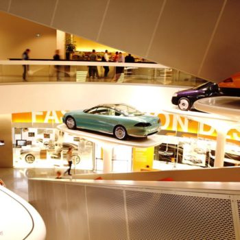 Visita al Museo Mercedes Benz Stuttgart.