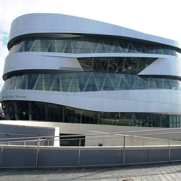 Visita al Museo Mercedes Benz Stuttgart.