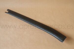 Moldura para Mercedes de la gama W114/W115.