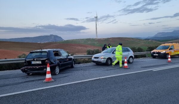 La Guardia Civil no se presentó, pero vino el de mantenimiento de carreteras.