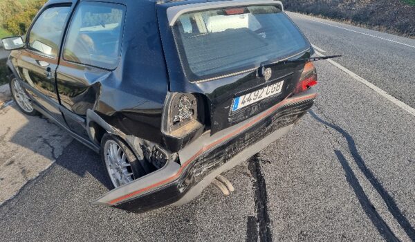 Parte trasera de mi Golf.