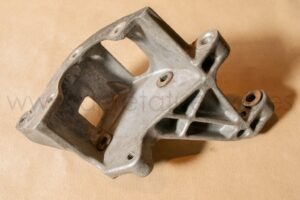 soporte bomba de dirección